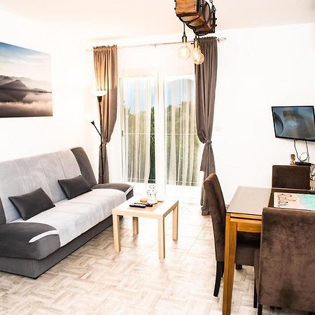 Apartment Sea&Sky 티바트 외부 사진